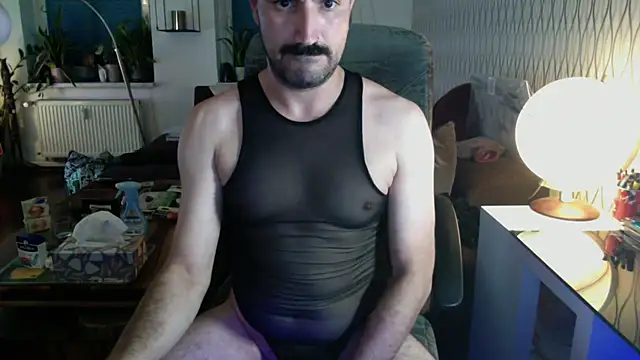 tomz0819 webcam show