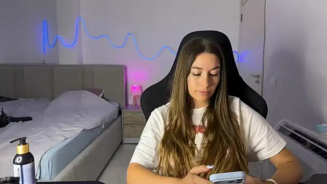 XXX chat uživo modela PrincesSsLilu