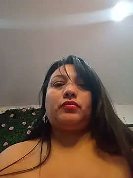 Aryannaslut Chat XXX in diretta