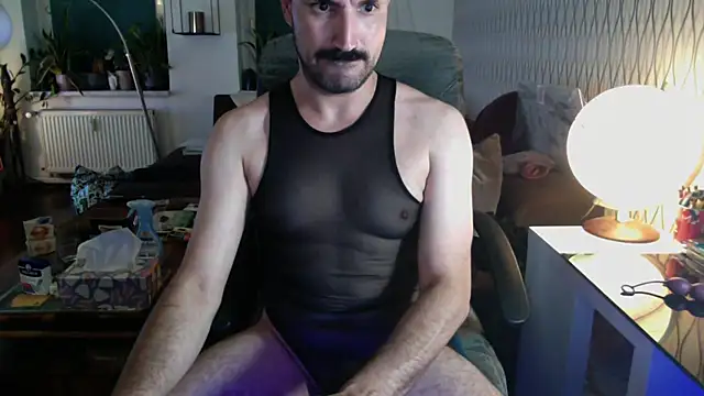 tomz0819 Webcam-Show