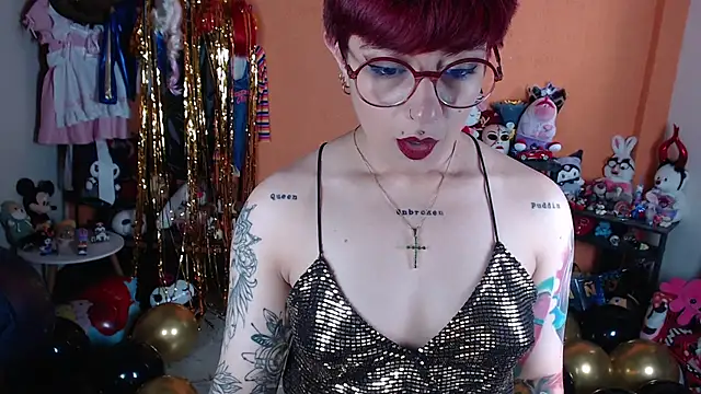 MissMiia2 Live XXX-chat
