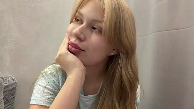 sorrelwood Chat XXX live