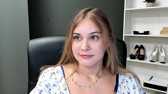 Chat XXX en directo de kitty_valeria