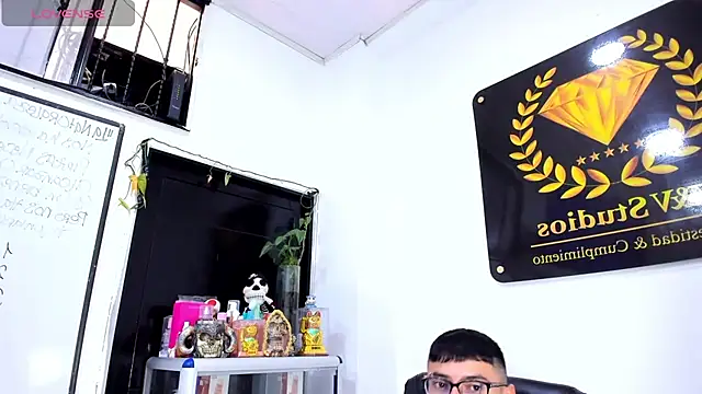 Alexx_bigcockk's Live XXX Chat