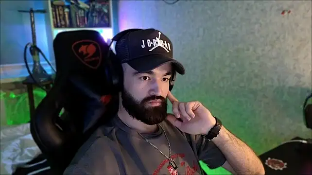 Chat +18 de _Serious_Man ao vivo