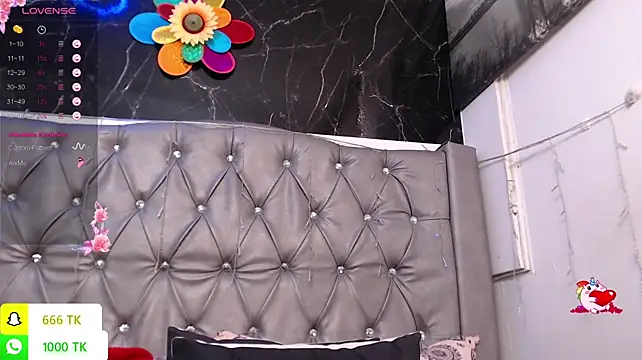 LAILAGUMMY's Live XXX Chat