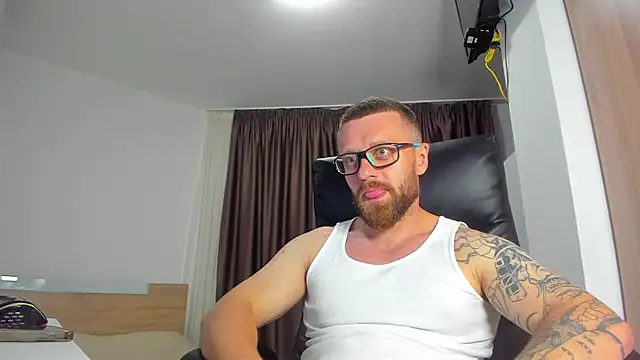 Živý XXX chat Findom_guy