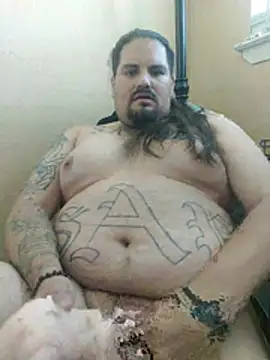 uncut831 Show in webcam