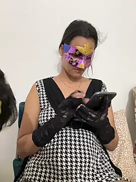 Priyanka011 라이브 XXX 채팅