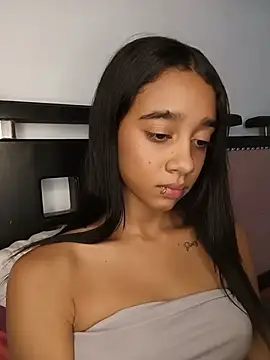 Zoe_Sweett18 Adlı Modelin Web Kamerası Şovu