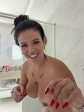 Rafaellaz webcam show