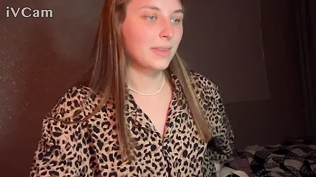 Touch_And_Run's Live XXX Chat