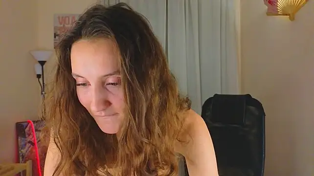 laracroftmansion's Live XXX Chat
