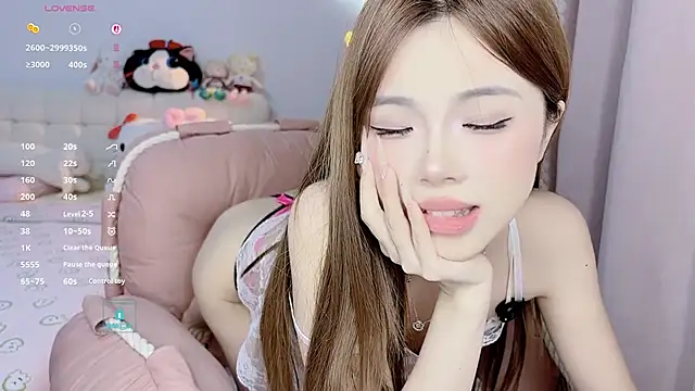 QiQiQi_'s Live XXX Chat