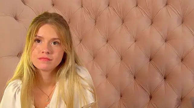 MilanaBalmain's Live XXX Chat