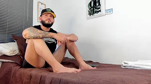 Bigsmalle's Live XXX Chat