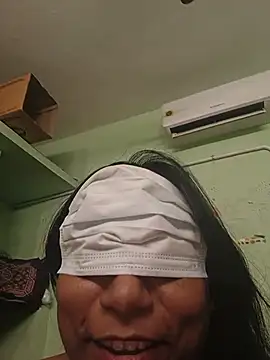 tamilponnusilk 现场XXX聊天