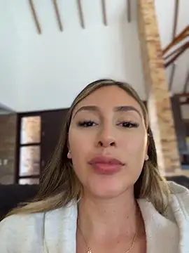 LAURA_VANESA Chat XXX live