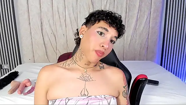 Chat +18 de tammy_bensom1 ao vivo