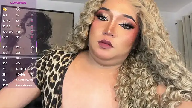 Sensual_Ekang Show in webcam