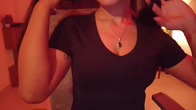 XXX chat uživo modela MidnightFlame