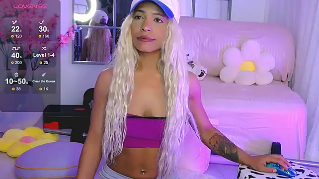 Chat +18 de SarahRaynex ao vivo