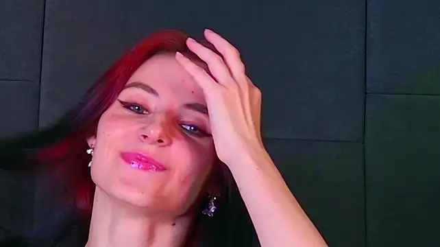 NicoleLuxe's Live XXX Chat