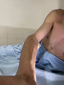 Mr_iphone11 Show Webcam