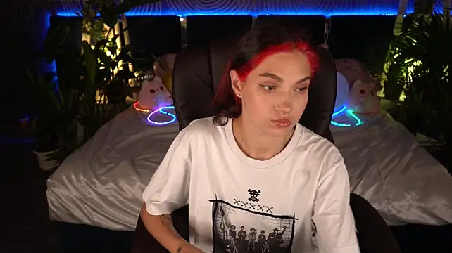 Živý XXX chat BabyFlowerr