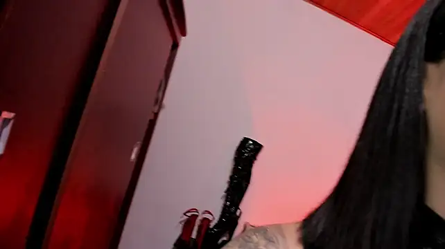 Chat +18 de MistressVenena ao vivo