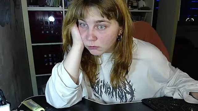 Lafoliepartout's Live XXX Chat