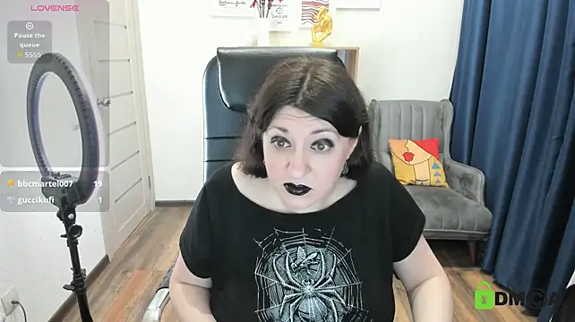 Black_Black_Rose Chat XXX live