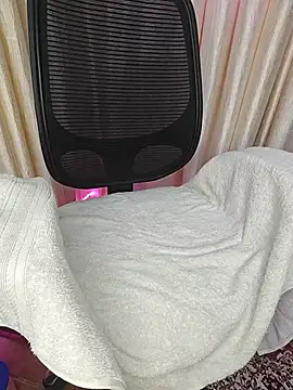 Živý XXX chat Curvy_Pooja