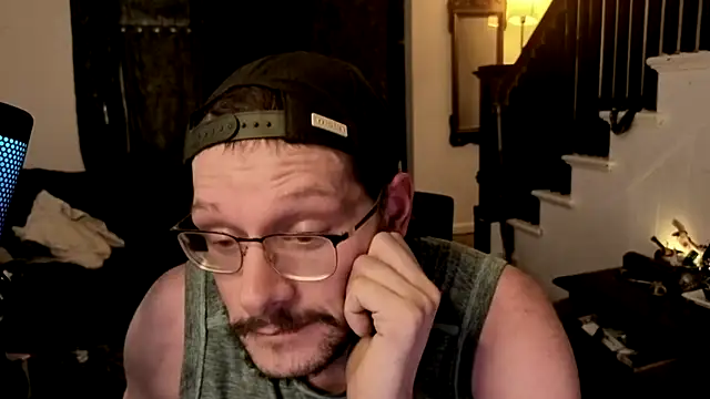 MasterDaddyCool's Live XXX Chat