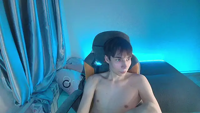 adam_kpoy's Webcam Show