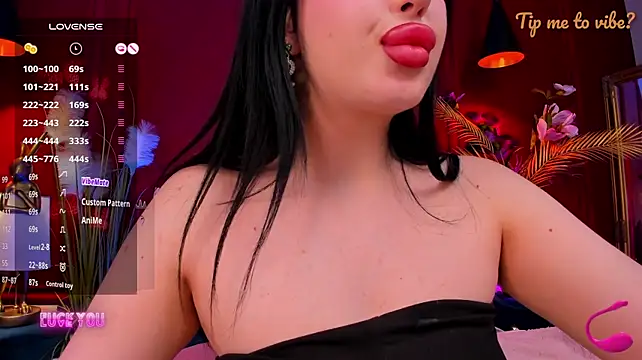 Chatroom XXX en direct de Mayzzie