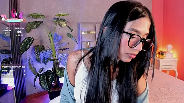Chatroom XXX en direct de Tyla_Ks