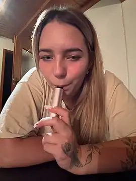 Naomi-Klein Webcam-Show