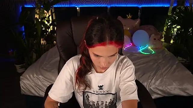 BabyFlowerr's Live XXX Chat