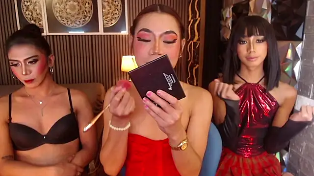 AudreyMilesTrans Obrolan Langsung XXX