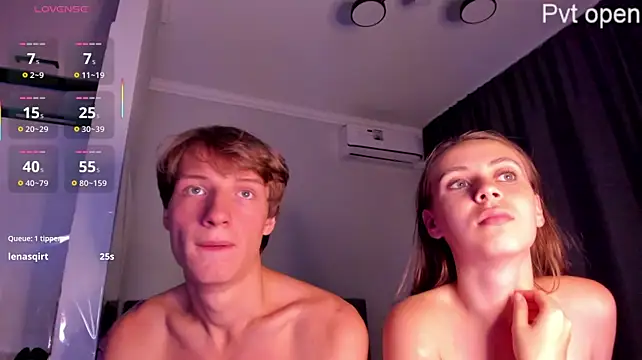 4u4Love Webcam show