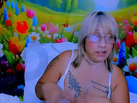 Chat XXX en directo de indianroxy