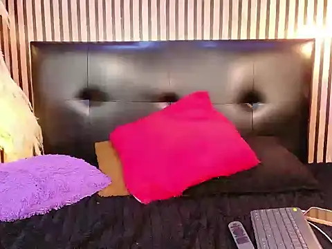 Hiddenhotcake Chat XXX in diretta