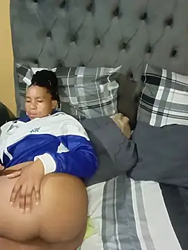 Show modela Mmatshi na web-kameri