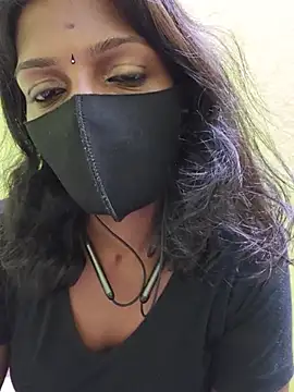 Tamil_lovelydoll96のライブXXXチャット