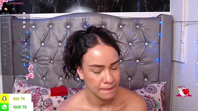 LAILAGUMMY লাইভ XXX চ্যাট