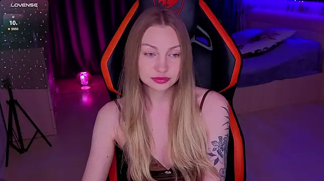 BiMolly Adlı Modelin Canlı XXX Sohbeti
