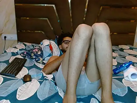 CoralN's Webcam Show