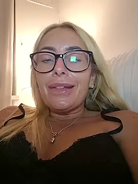 Molliexo Webcam Show