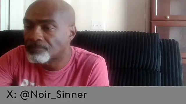 sinnernoir's Live XXX Chat